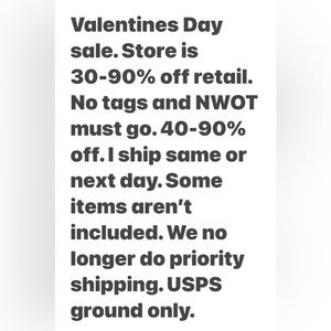 Gucci Crossbody Bag - Elegant Black and Gold r